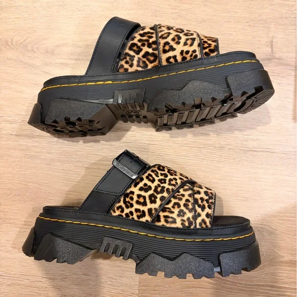 Dr. Martens Mattison Slide Black and Leopard - Picture 2 of 6